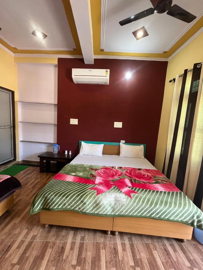 Girish Alay Home Stay Rudraprayāg Exteriér fotografie