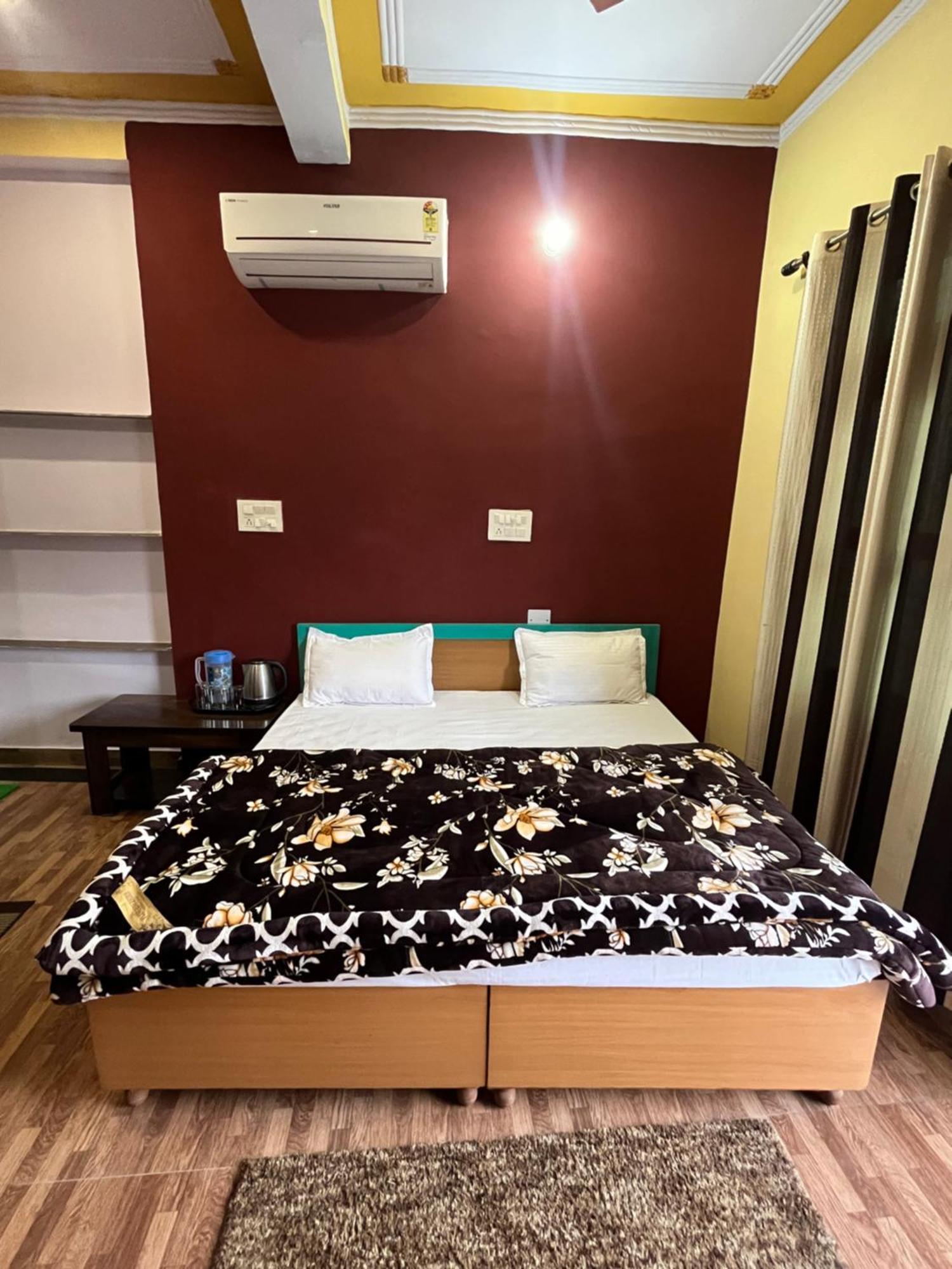 Girish Alay Home Stay Rudraprayāg Exteriér fotografie